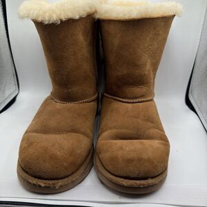 UGG Kids Bailey Bow Chestnut Boots 3280K Size 4 (fits Women’s Size 6)